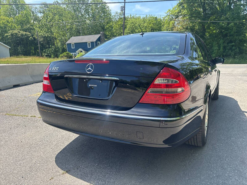 2004 Mercedes-Benz E-Class E 320