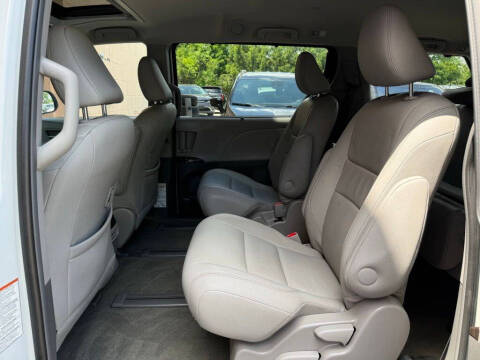 2017 Toyota Sienna