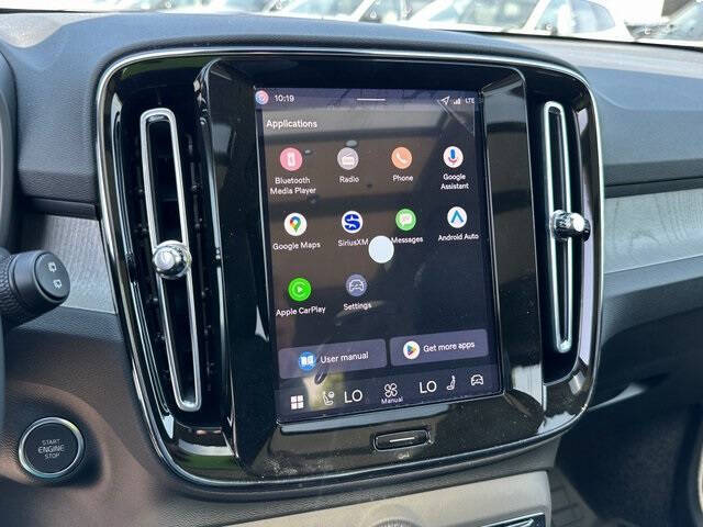 2026 Volvo XC40 B5 Plus