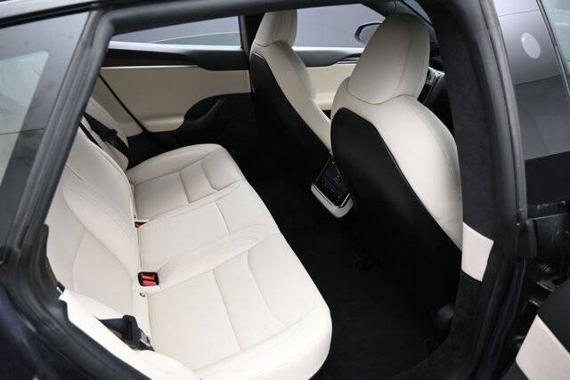 2022 Tesla Model S