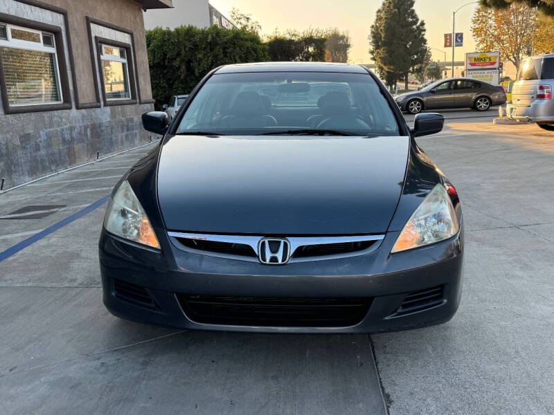 2007 Honda Accord 3.0 EX photo 3