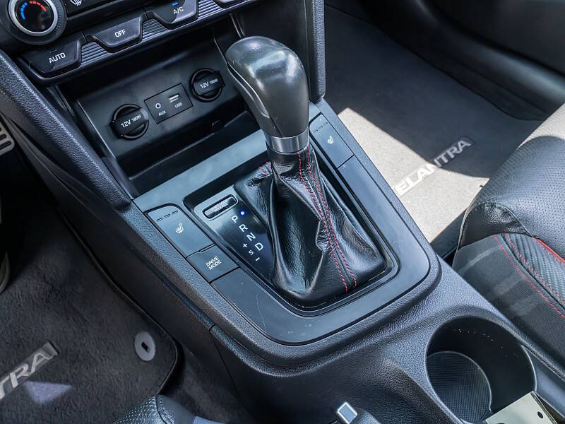 2020 Hyundai Elantra Sport