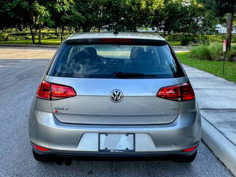 2015 Volkswagen Golf TSI S