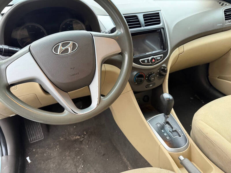 2014 Hyundai Accent GLS