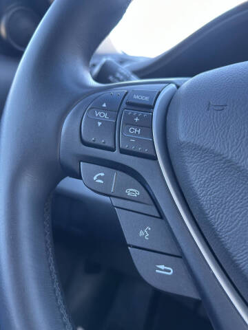 2013 Acura ILX 2.0L w/Tech