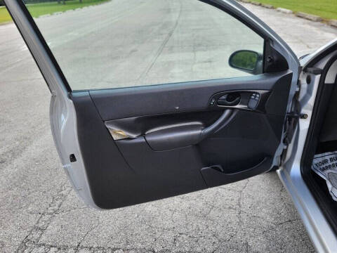 2005 Ford Focus ZX3 SE