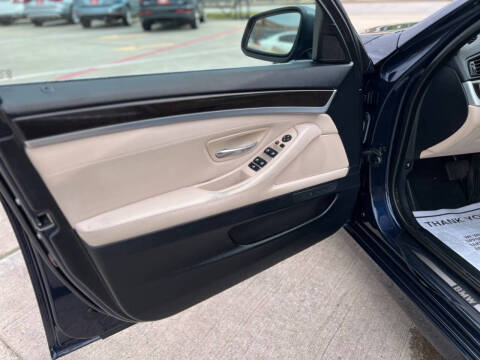 2012 BMW 5 Series 535i