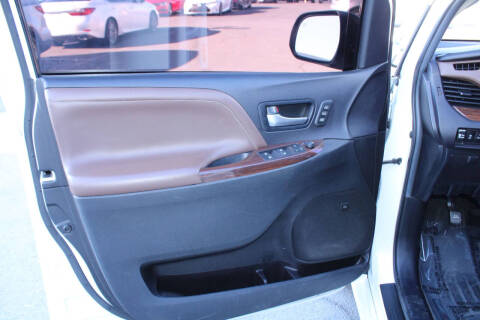 2015 Toyota Sienna