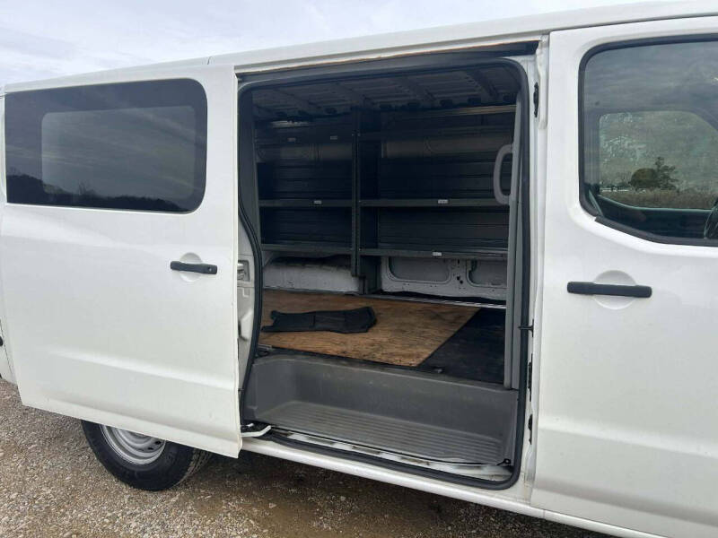 2018 Nissan NV 1500 SV