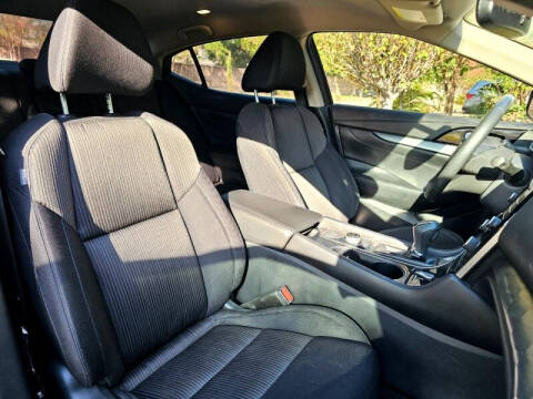 2017 Nissan Maxima