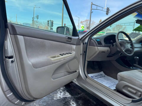 2003 Toyota Camry LE