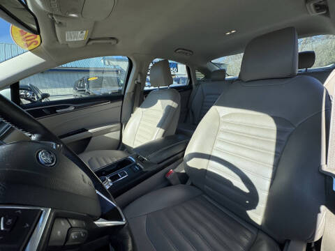 2020 Ford Fusion SEL