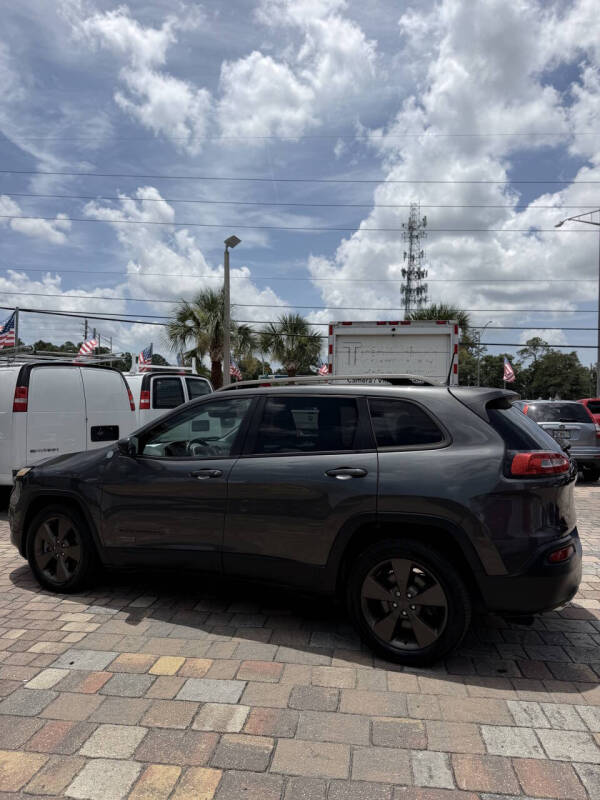 2017 Jeep Cherokee Latitude