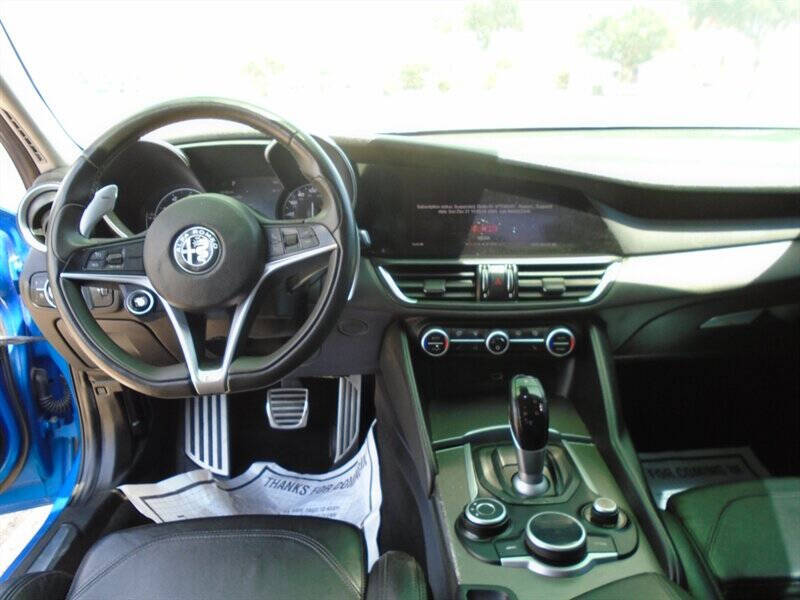 2017 Alfa Romeo Giulia Ti