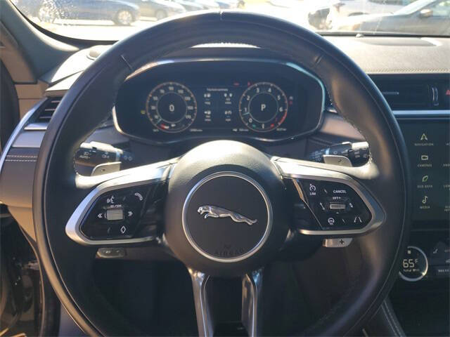 2024 Jaguar F-PACE P250 R-Dynamic S