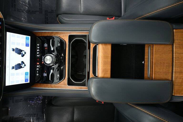 2023 Jeep Grand Wagoneer L Series II