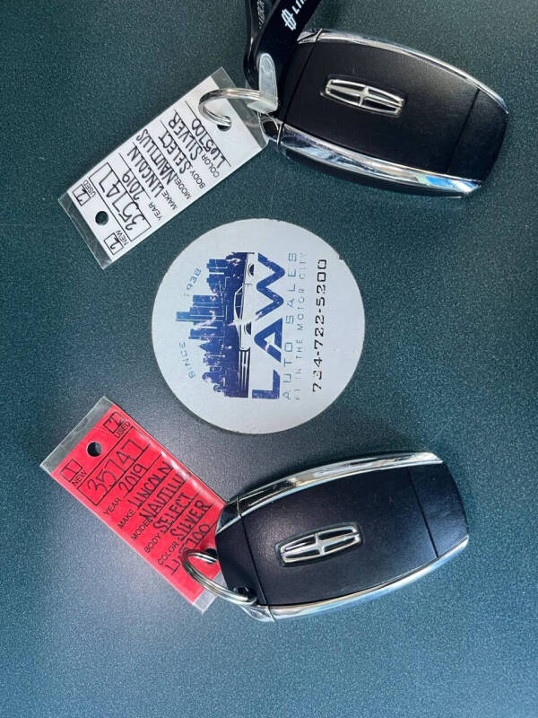 2019 Lincoln Nautilus Select