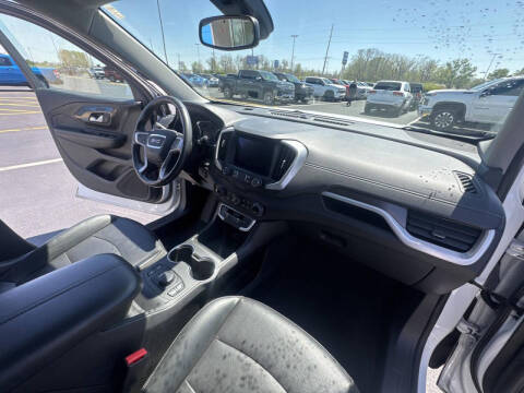 2022 GMC Terrain SLT