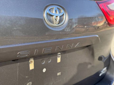 2017 Toyota Sienna