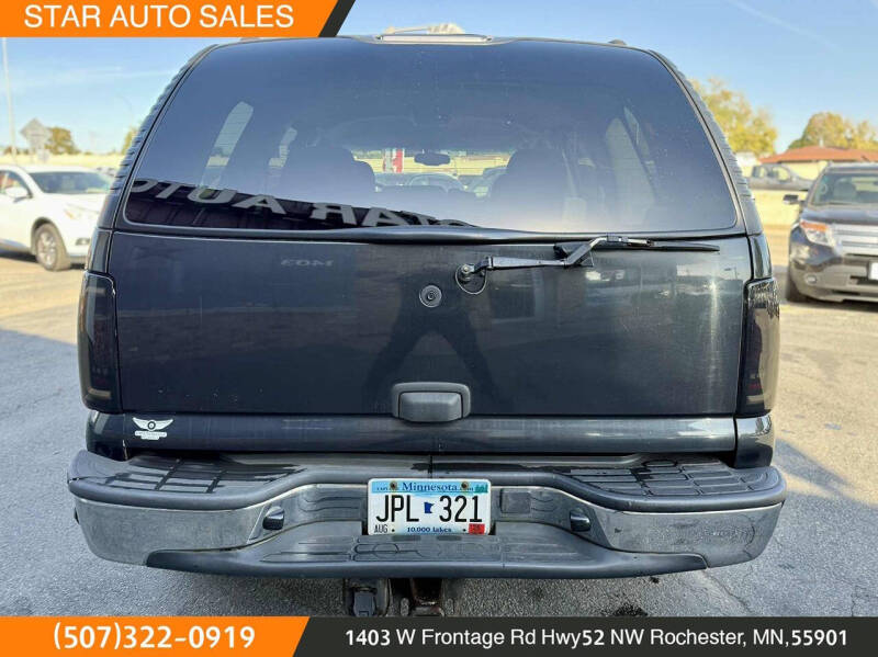 2004 Chevrolet Tahoe LS