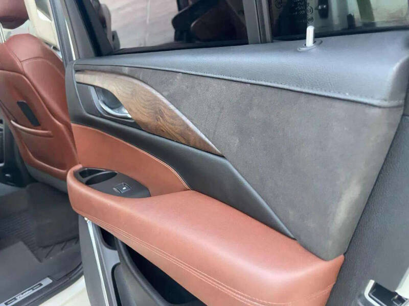 2015 Cadillac Escalade Premium