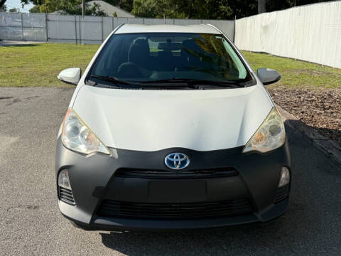 2013 Toyota Prius c Two