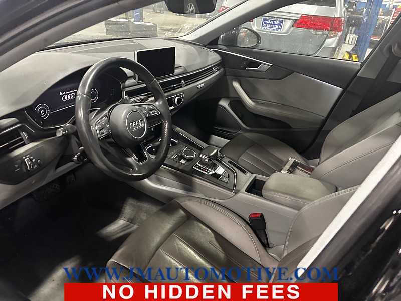 2019 Audi A4 quattro Premium Plus 45 TFSI