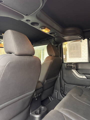 2016 Jeep Wrangler Unlimited Sahara