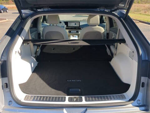 2024 Genesis GV60 Standard