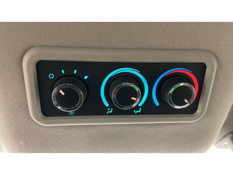 2023 Chevrolet Express LS 3500