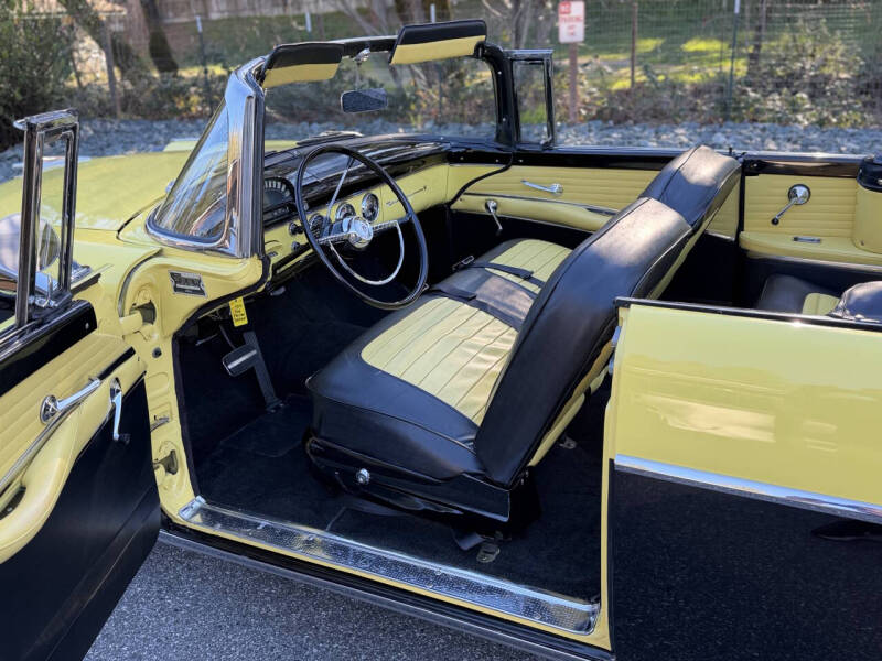1955 Ford Fairlane