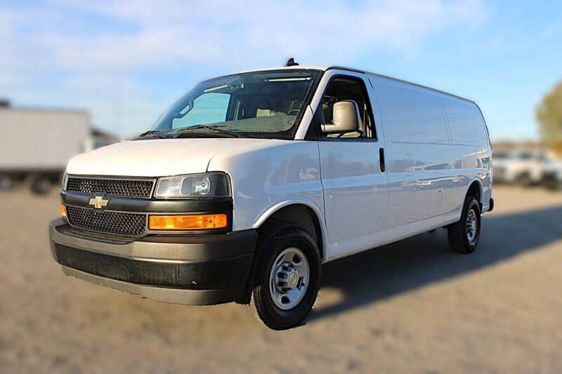 2023 Chevrolet Express 2500