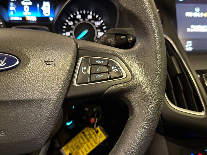 2017 Ford Focus SEL
