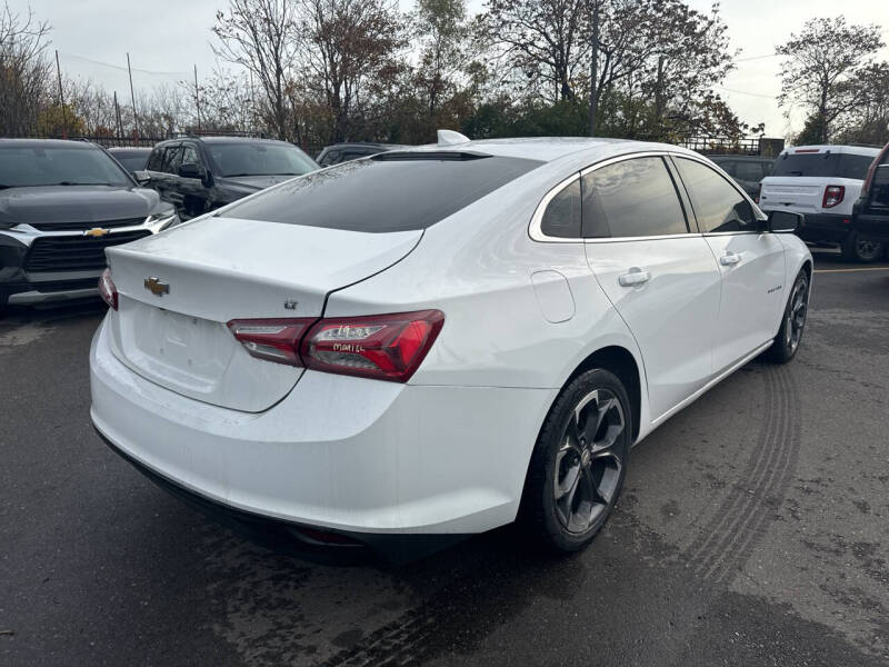 2022 Chevrolet Malibu 1LT photo 7