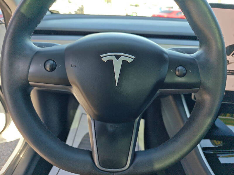 2020 Tesla Model 3 Standard Range