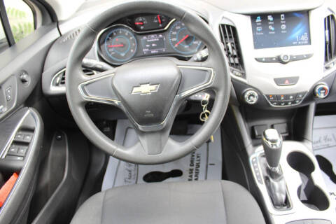 2017 Chevrolet Cruze LS Auto