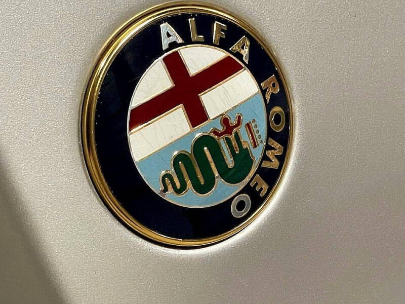 1991 Alfa Romeo Spider Veloce