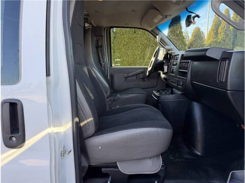 2019 Chevrolet Express 2500