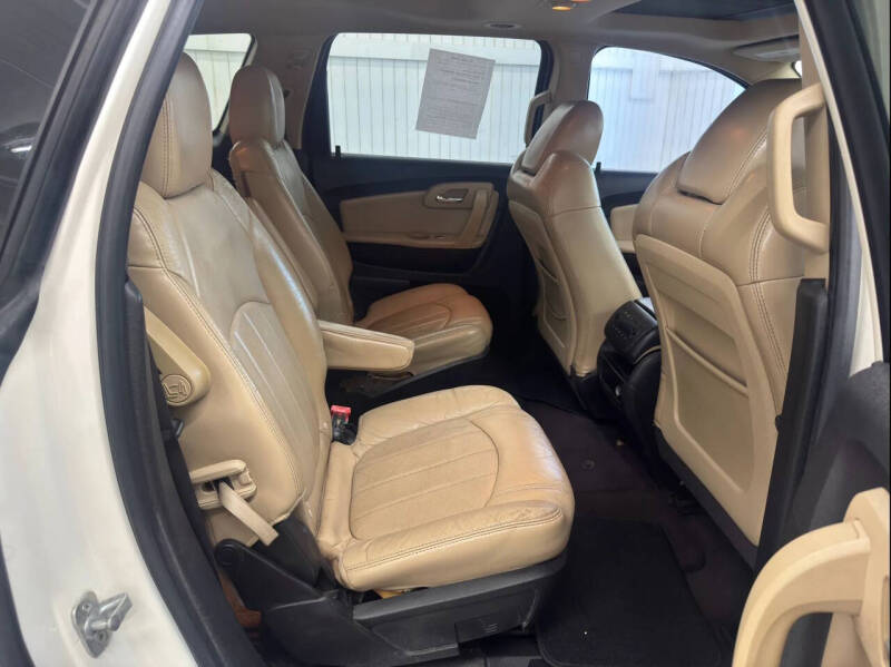 2011 Chevrolet Traverse LTZ