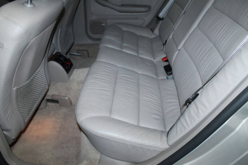 1999 Audi A6 quattro 2.8