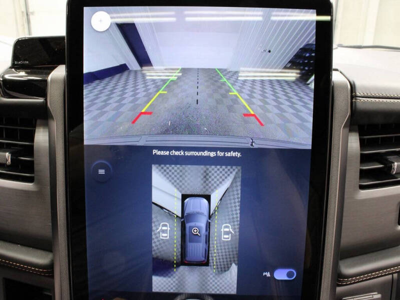 2024 Ford Expedition Platinum