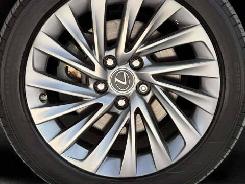 2021 Lexus ES 300h Luxury