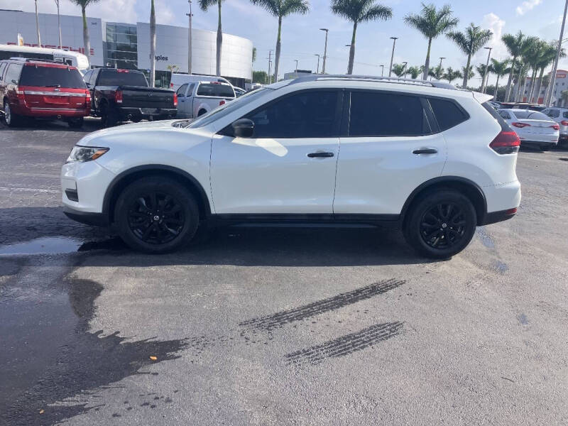 2018 Nissan Rogue SV