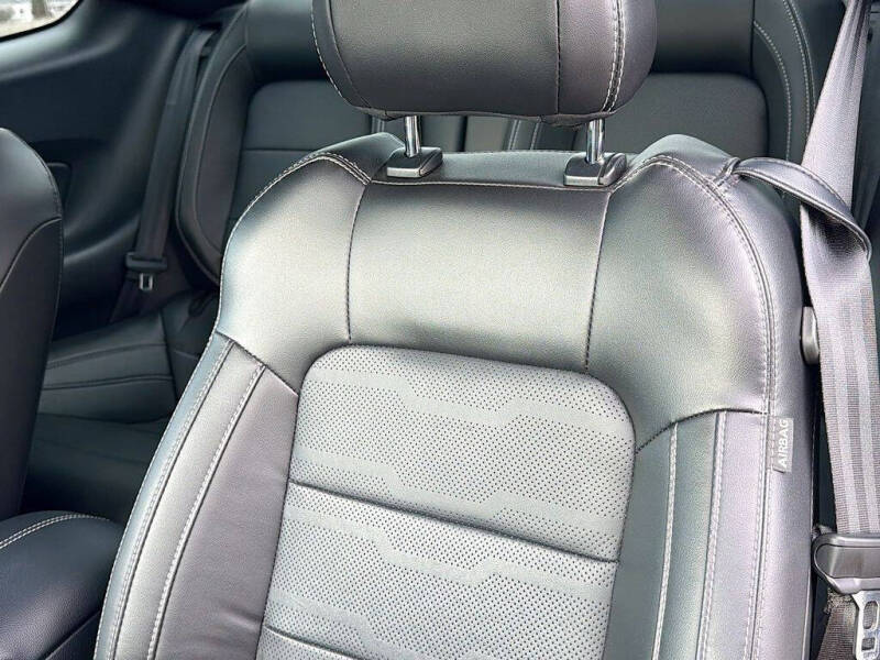 2023 Ford Mustang EcoBoost Premium