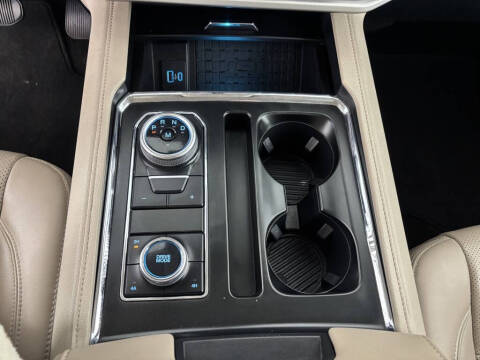 2023 Ford Expedition MAX XLT