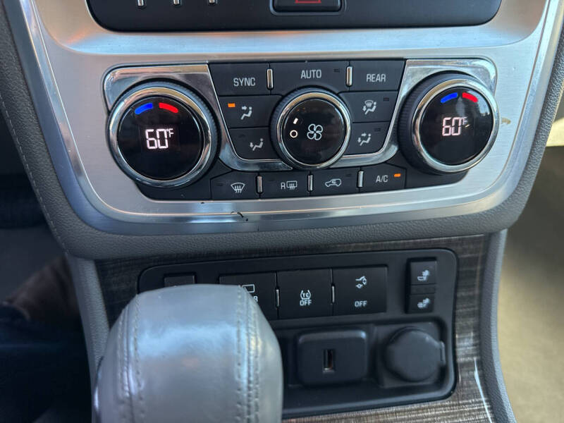 2016 GMC Acadia SLT-1