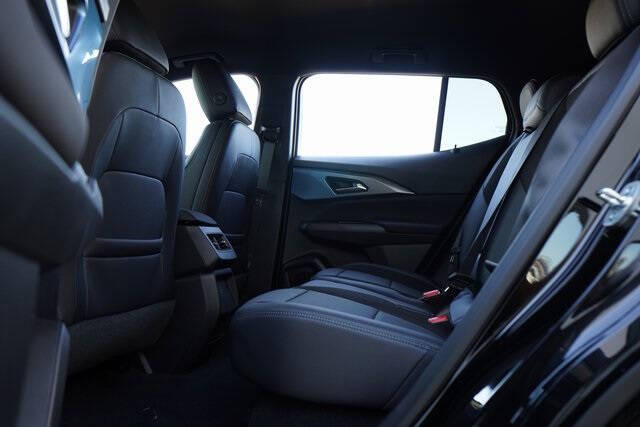 2025 Chevrolet Equinox EV LT 2