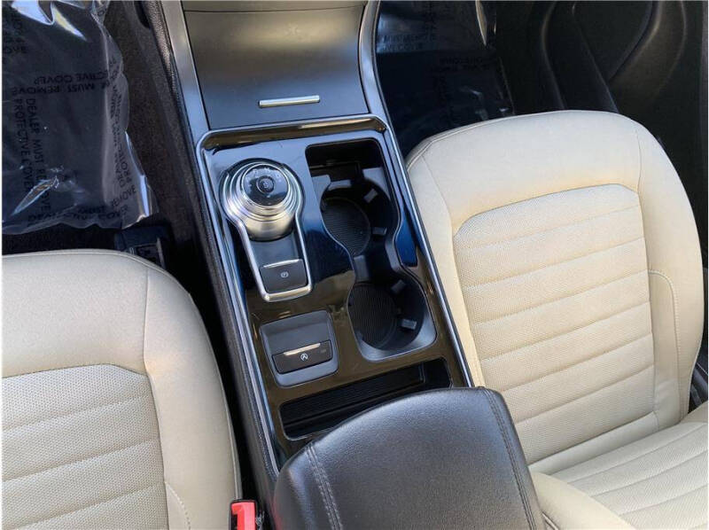 2019 Ford Edge SE