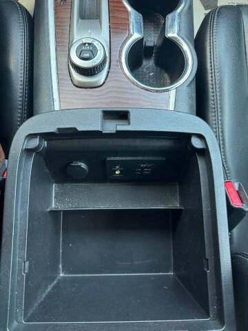 2017 Nissan Pathfinder Platinum