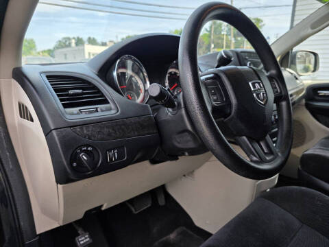 2014 Dodge Grand Caravan American Value Package